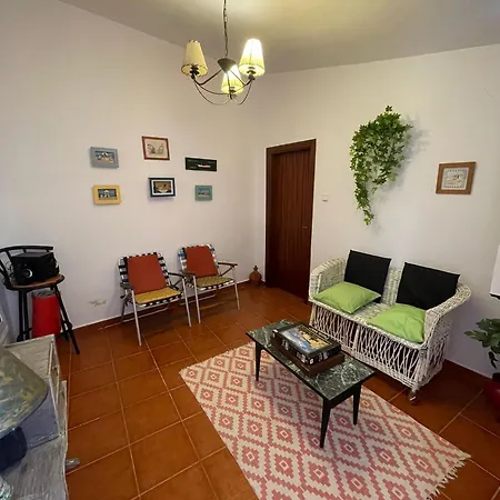 Casa Vinte * Salvaterra do Extremo